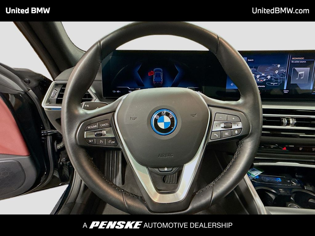 Thumbnail: 2023 BMW i4 - 6