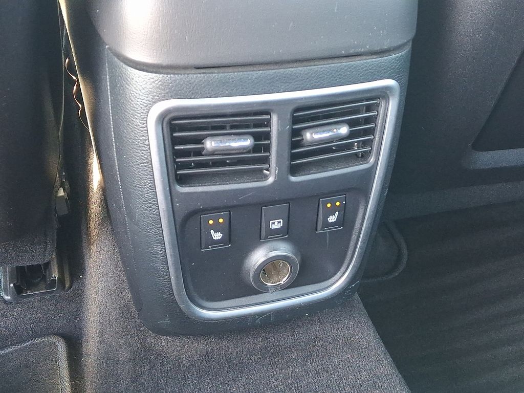 Thumbnail: 2012 Chrysler 300 - 11