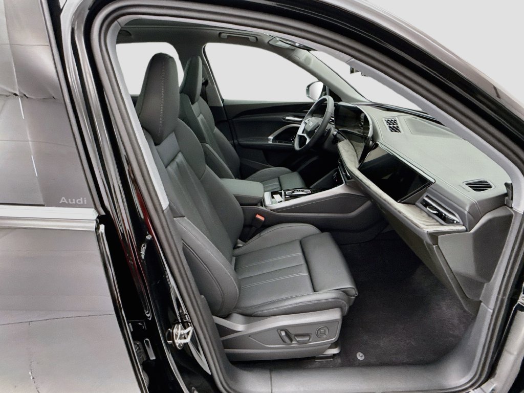 Thumbnail: 2026 Audi Q5 - 19