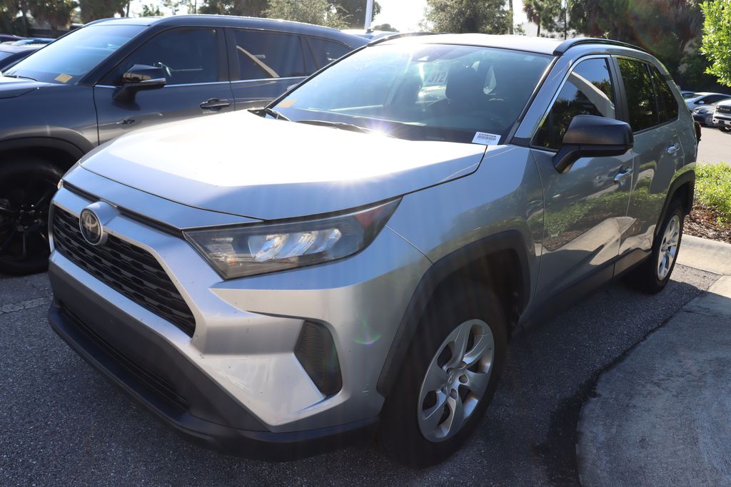 Thumbnail: 2021 Toyota RAV4 - 2