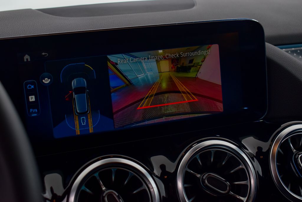 Thumbnail: 2026 Mercedes-Benz GLA - 16