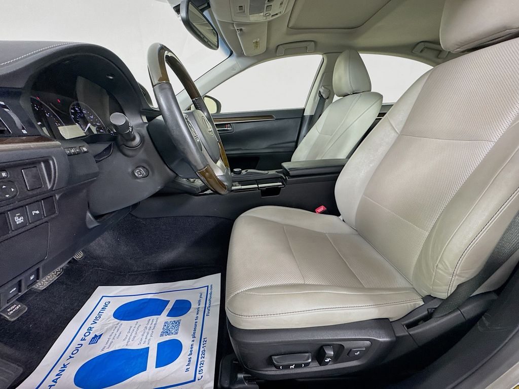 Used Car 2015 Lexus Es  350 For Sale Under $20,000 In Austin, Texas