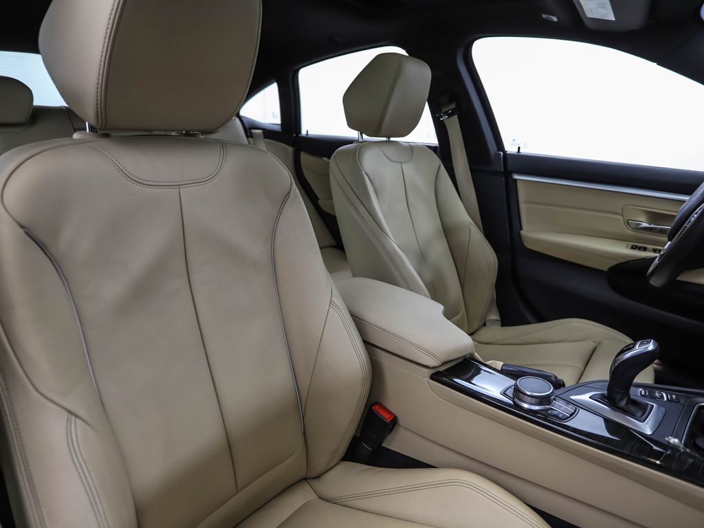 Thumbnail: 2018 BMW 4 Series - 32