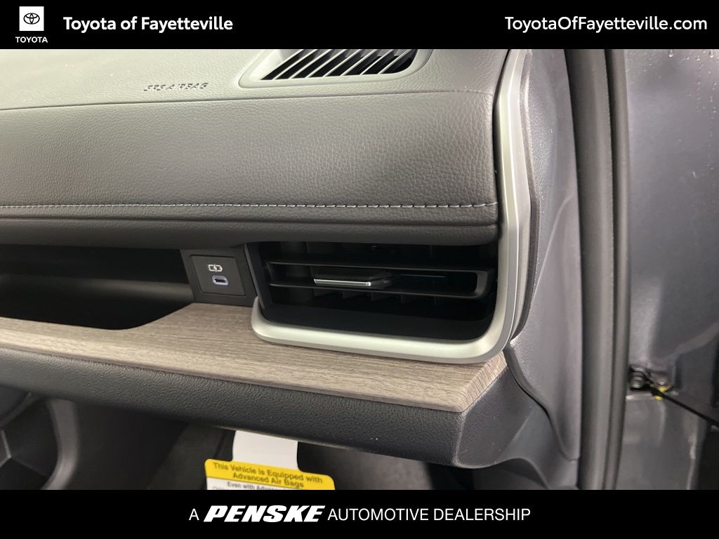 Thumbnail: 2026 Toyota Grand Highlander - 10