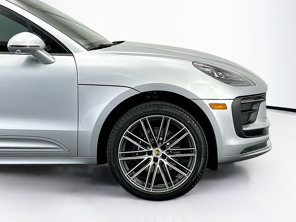 Thumbnail: 2026 Porsche Macan - 11