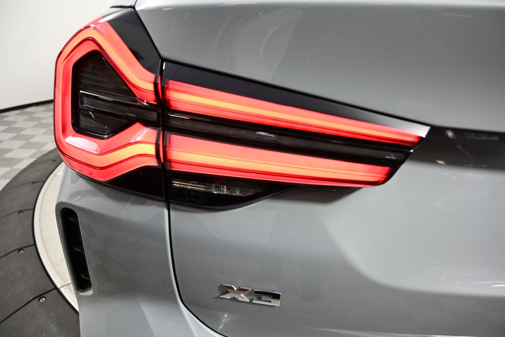 Thumbnail: 2024 BMW X3 - 11