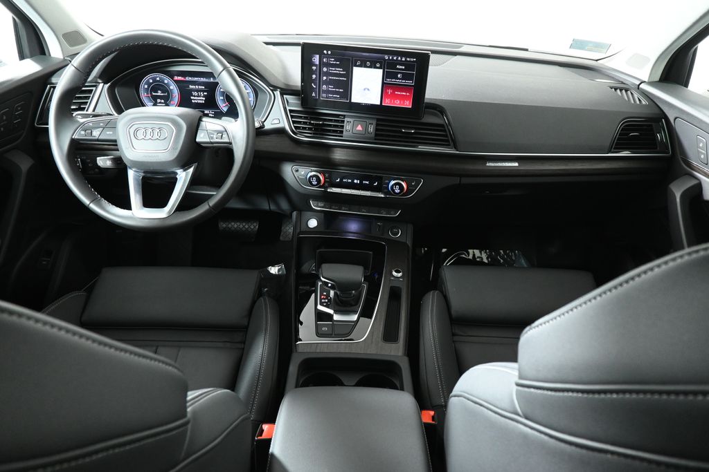 2025 Audi Q5 e Premium Plus 4