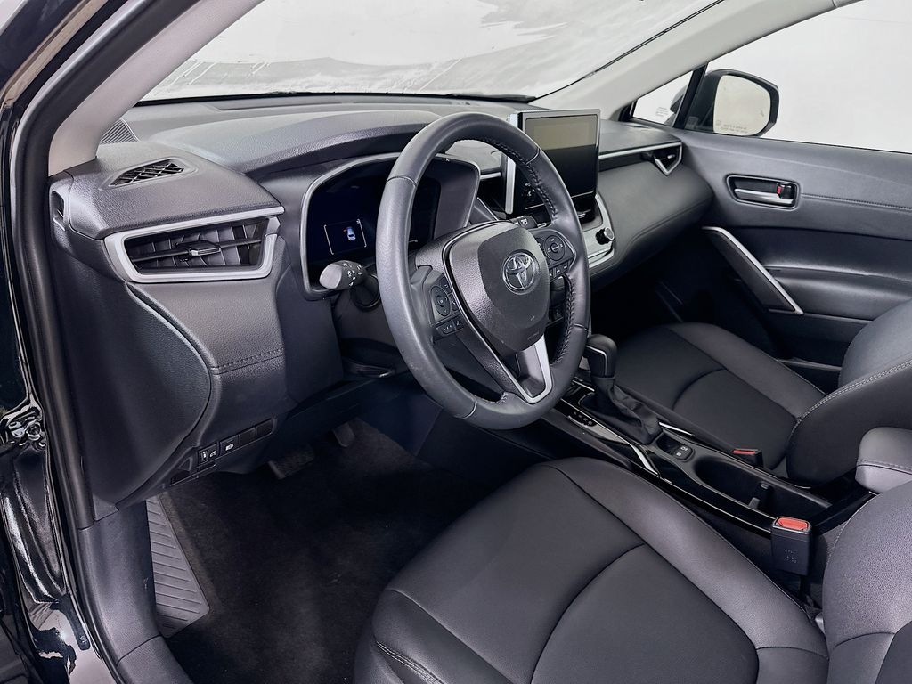 Thumbnail: 2025 Toyota Corolla Cross - 9