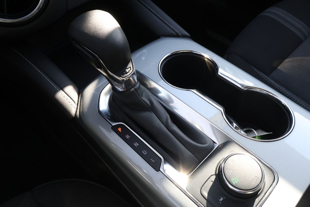 Thumbnail: 2023 Chevrolet Blazer - 23