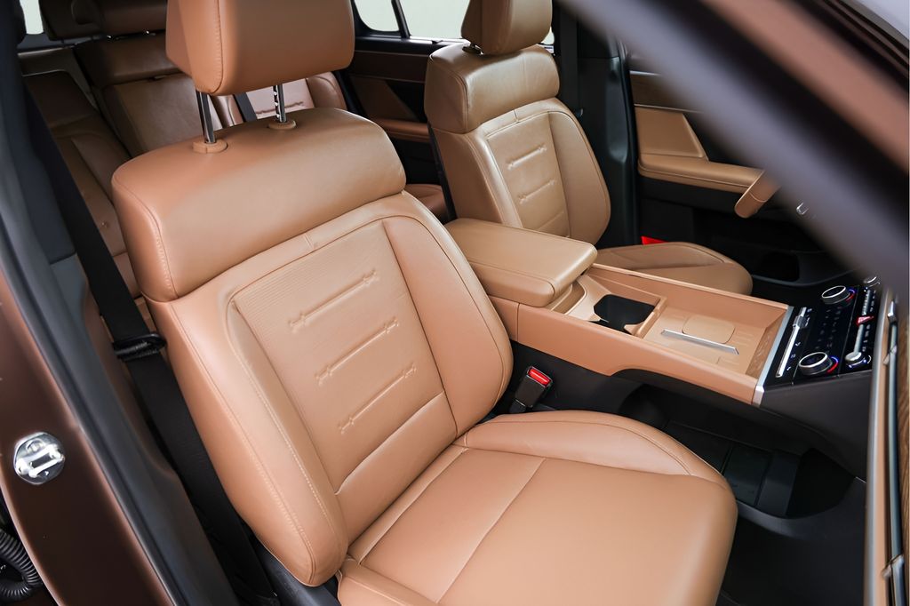 Used Car 2024 Hyundai Santa Fe Hybrid  Limited For Sale Under $40,000 In Austin, Texas