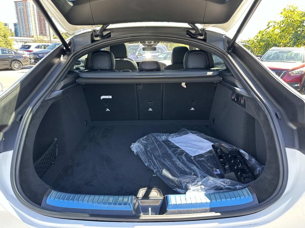 Thumbnail: 2026 Mercedes-Benz GLE - 21