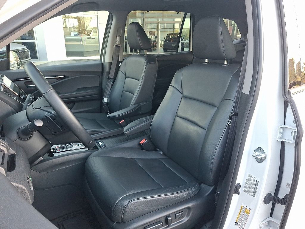 Thumbnail: 2022 Honda Pilot - 13