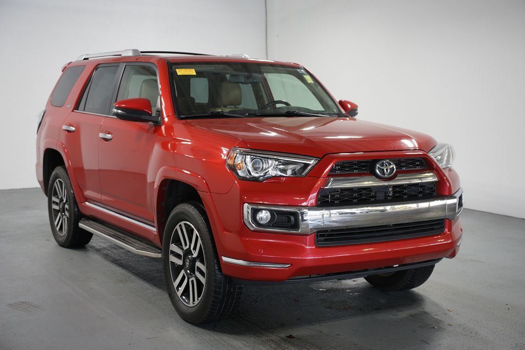 Thumbnail: 2015 Toyota 4Runner - 3