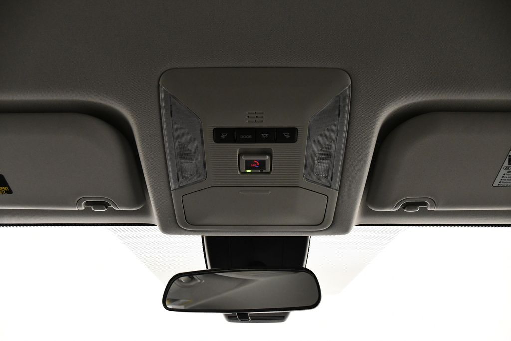 2022 Toyota RAV4 LE 15
