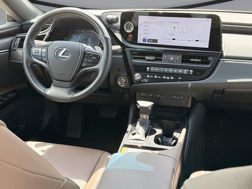 Thumbnail: 2024 Lexus ES - 19