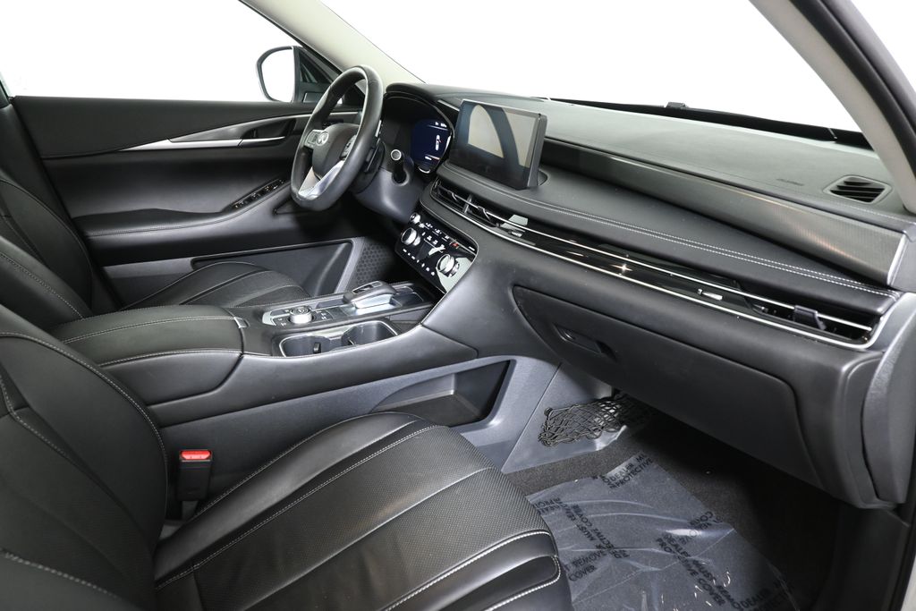 Thumbnail: 2023 INFINITI QX60 - 26