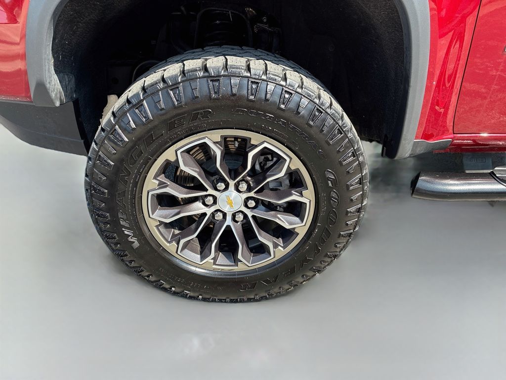 Used 2021 Red Chevrolet ZR2 image 30