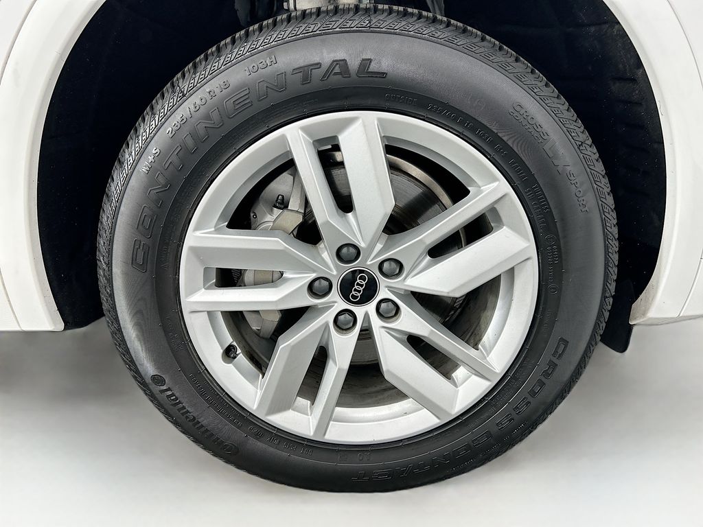 Thumbnail: 2023 Audi Q5 - 30