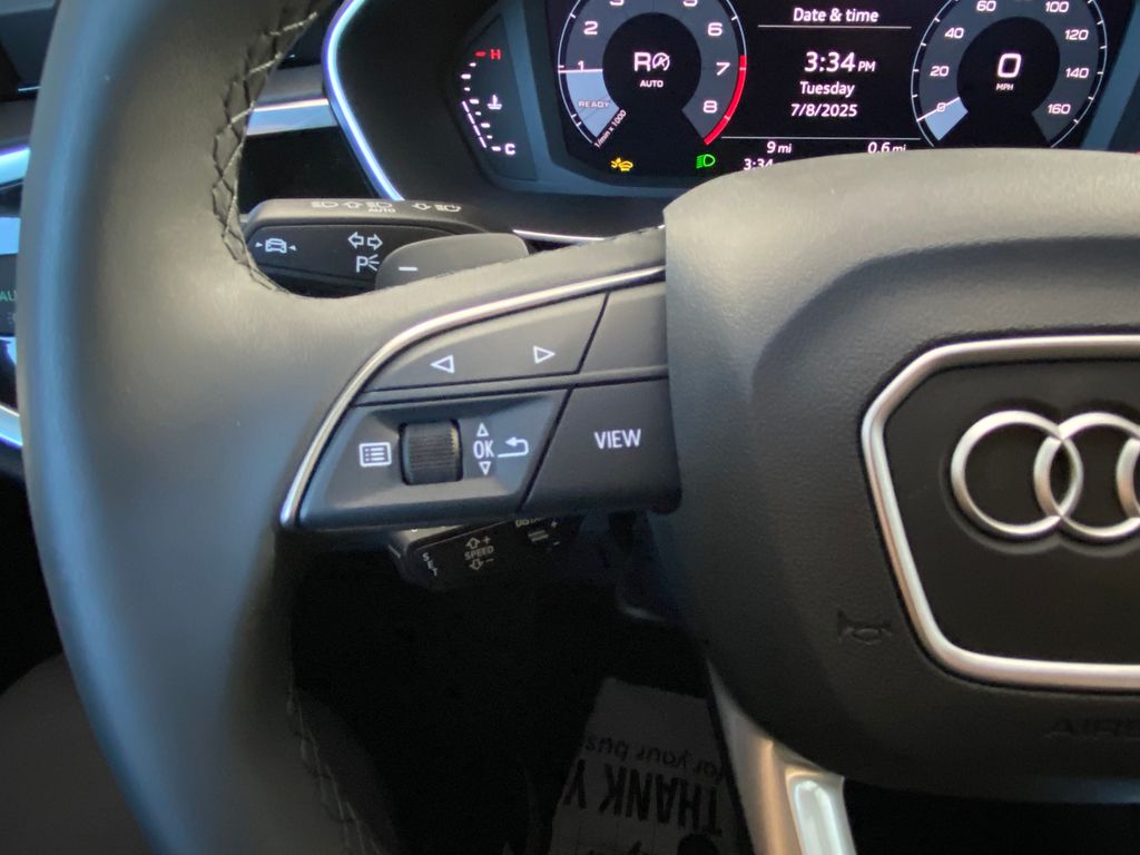 Thumbnail: 2025 Audi Q3 - 13