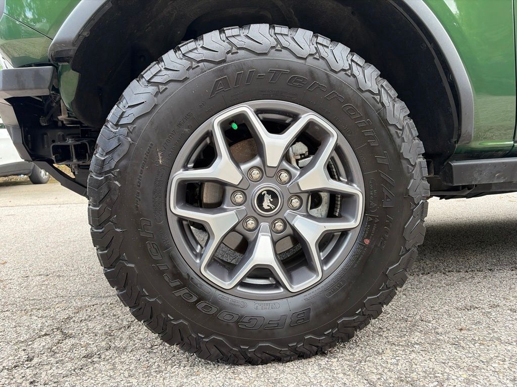 2023 Ford Bronco Badlands Green at Subaru and VW of Moon Township