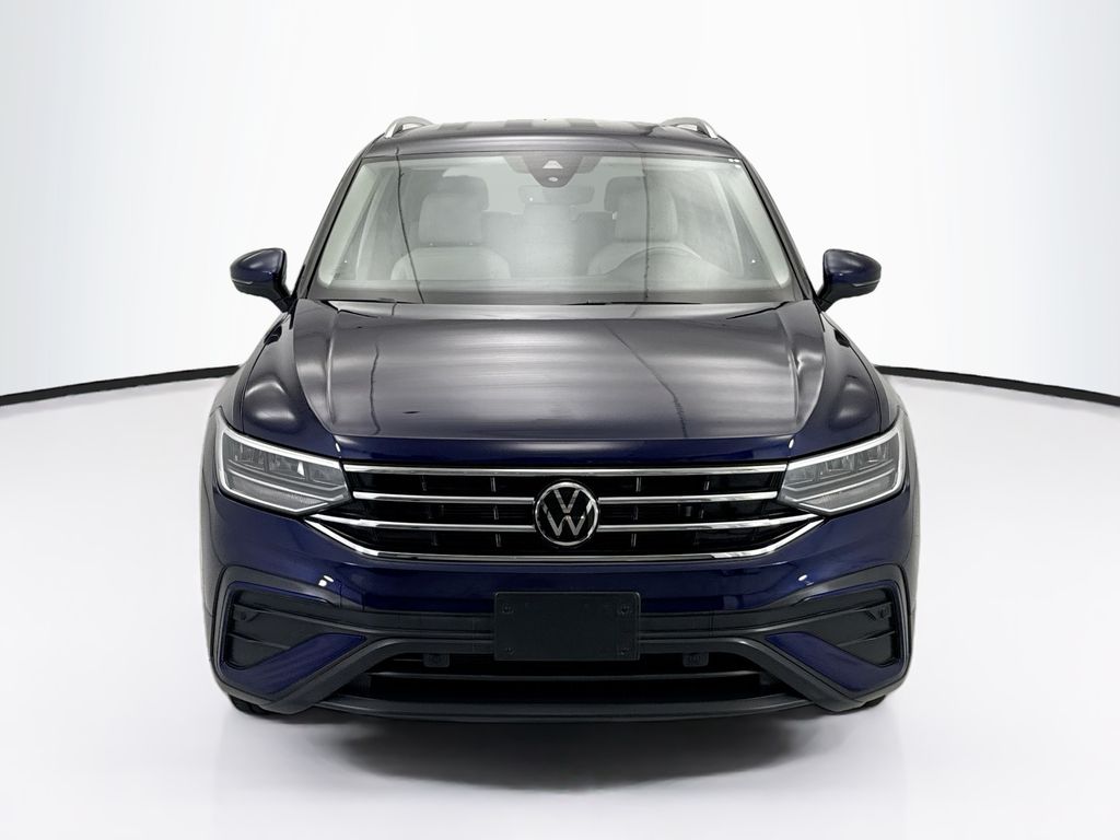 Thumbnail: 2023 Volkswagen Tiguan - 2