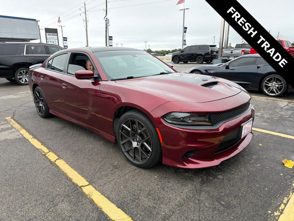 Octane Red Pearlcoat 2019 Dodge Charger Sedan Rear-Wheel Drive 8-Speed Automatic