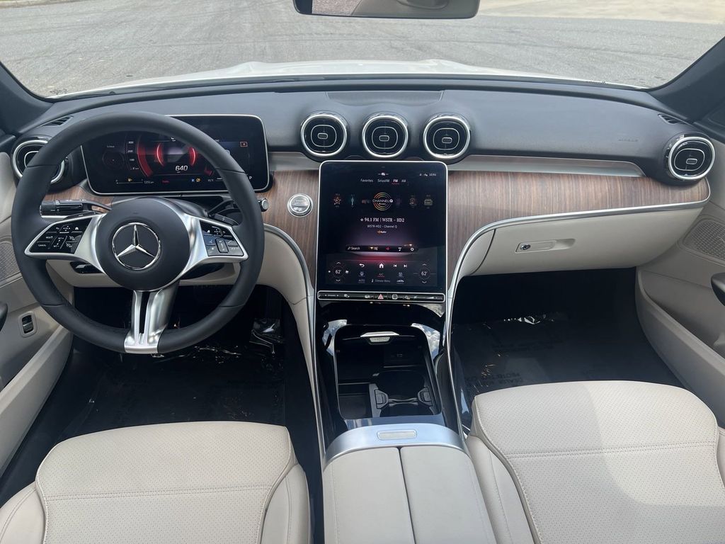 2023 Mercedes-Benz C-Class C 300 23