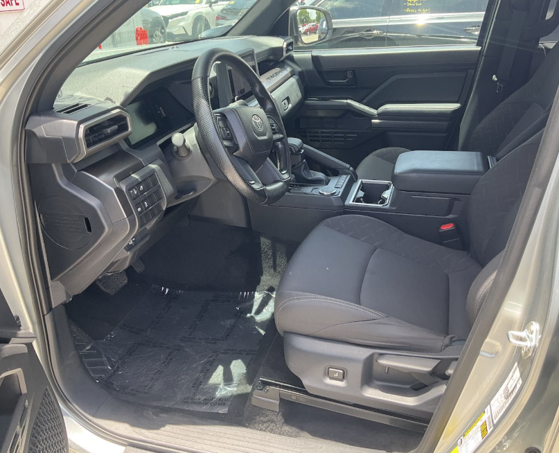 Used 2025 Silver Toyota SR5 image 6