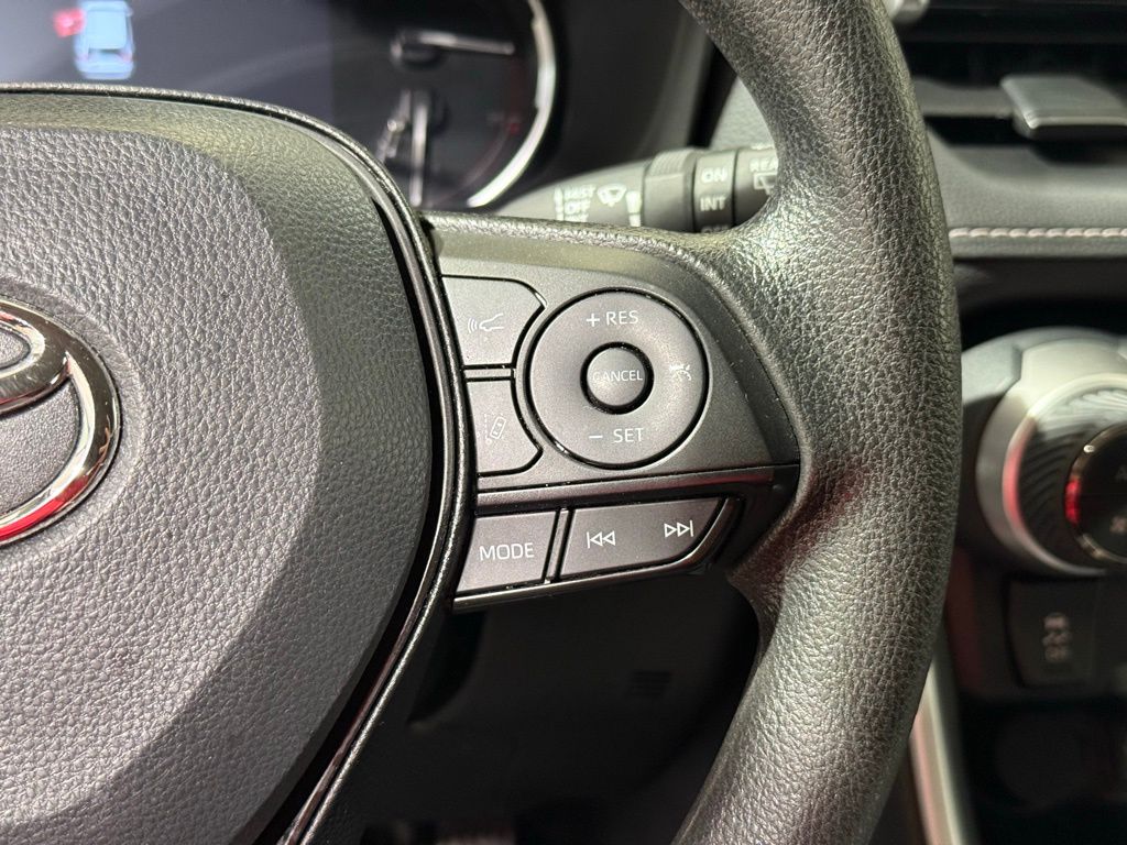 Thumbnail: 2024 Toyota RAV4 - 24