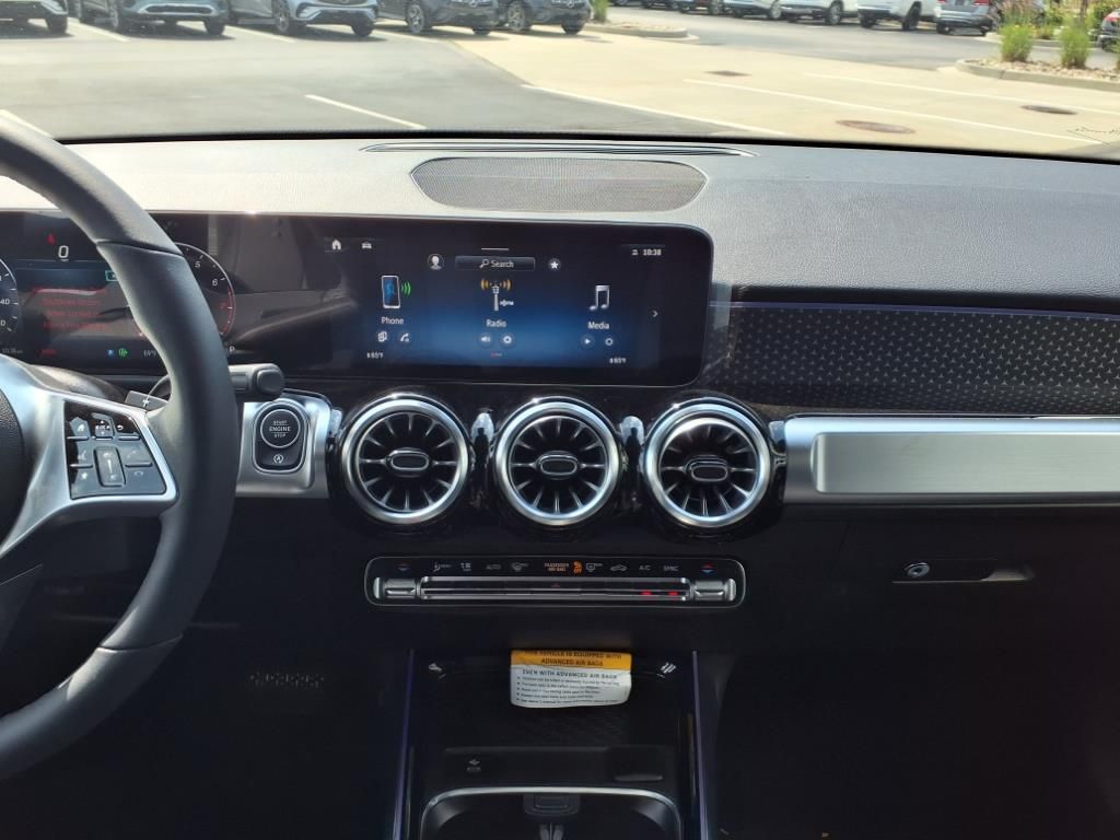 New 2025 Black Mercedes-Benz GLB 250 image 18