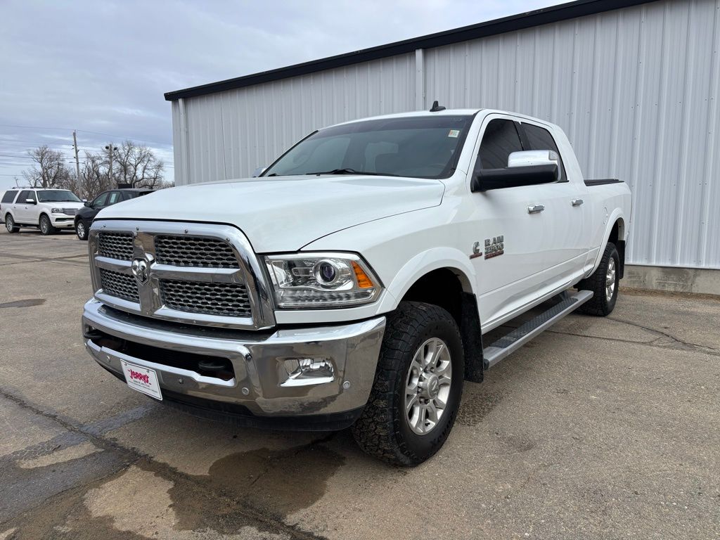 2016 RAM 2500 Laramie Mega Cab 4WD