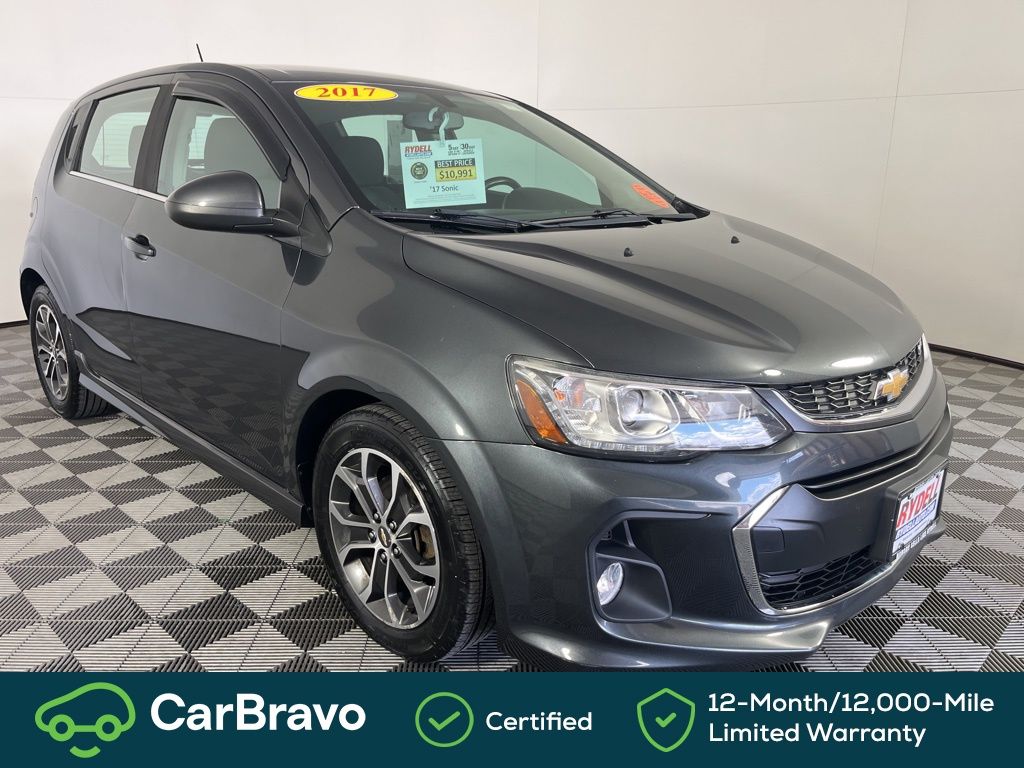 Nightfall Gray Metallic 2017 Chevrolet Sonic LT Hatchback FWD Hatchback Front-Wheel Drive 6-Speed Automatic