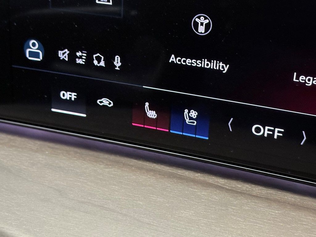 Thumbnail: 2025 Audi Q5 - 32