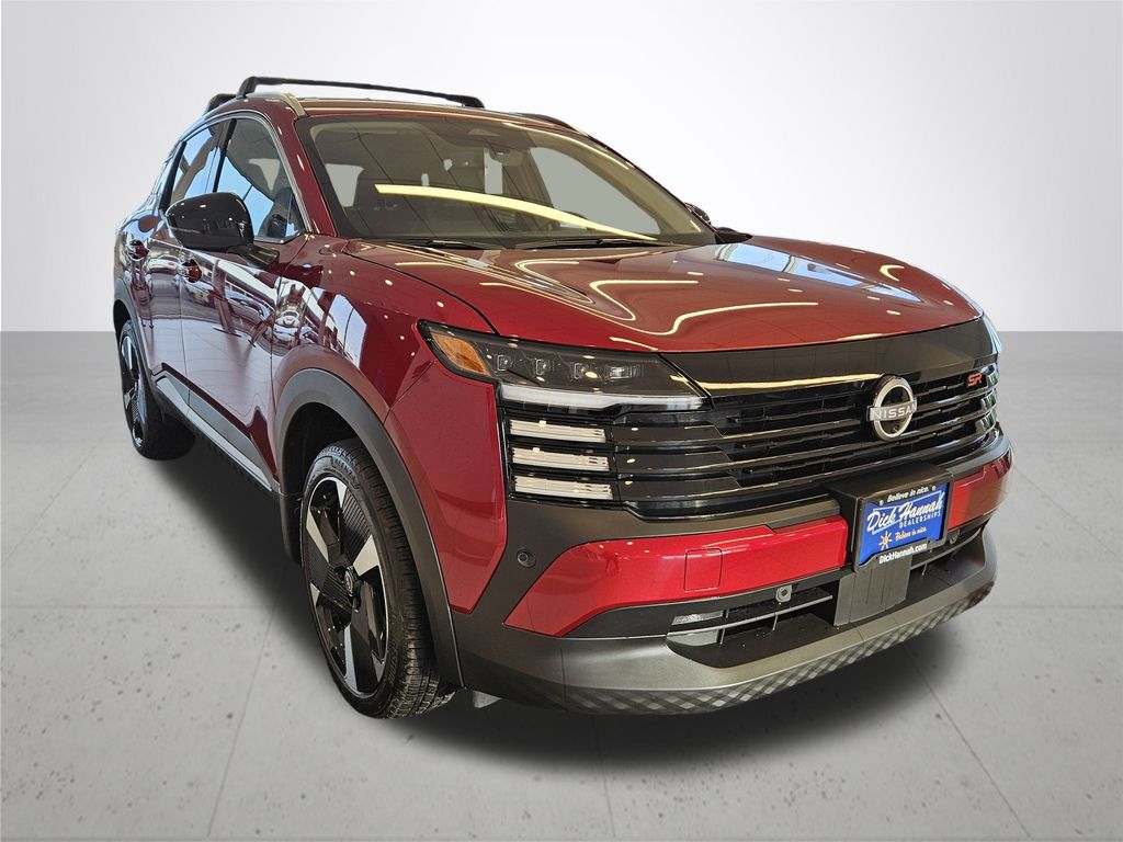 2026 Nissan Kicks SR photo 3