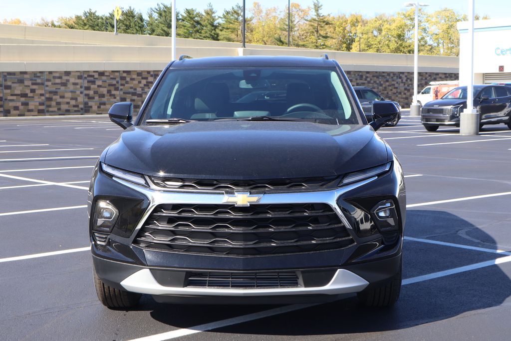 Thumbnail: 2025 Chevrolet Blazer - 2