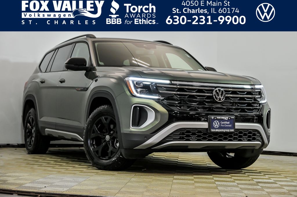 Green Pearl 2026 Volkswagen Atlas Peak Edition 4Motion SUV / Crossover All-Wheel Drive 8-Speed Automatic