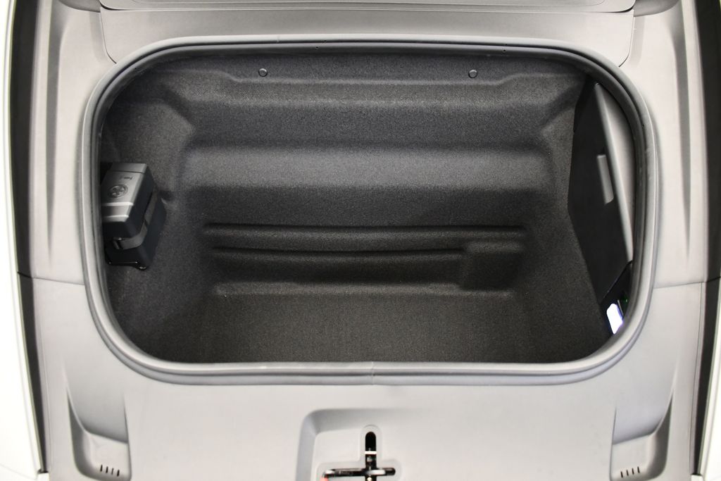 Thumbnail: 2026 Porsche 911 - 12