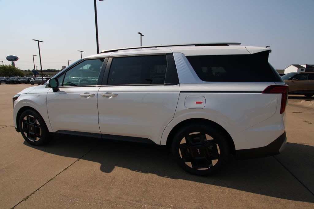 New 2027 Kia Carnival MPV Van