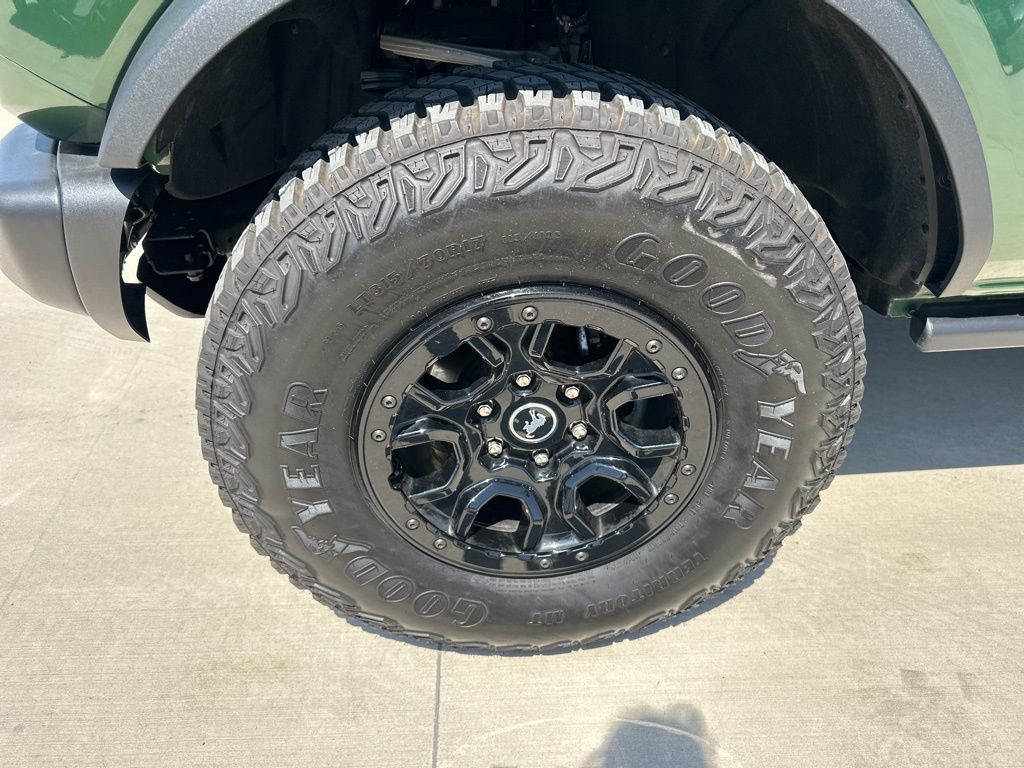 2023 Eruption Green Metallic Ford Bronco Wildtrak 4X4 SUV