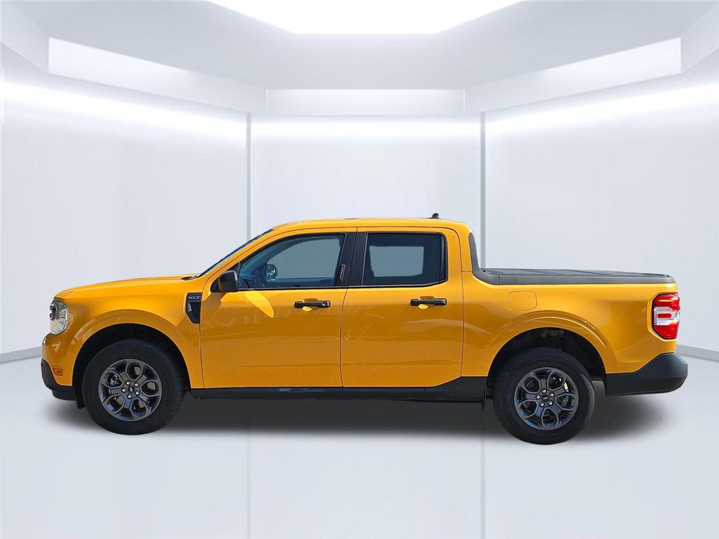 2023 Orange Metallic Ford Maverick XLT FWD Truck