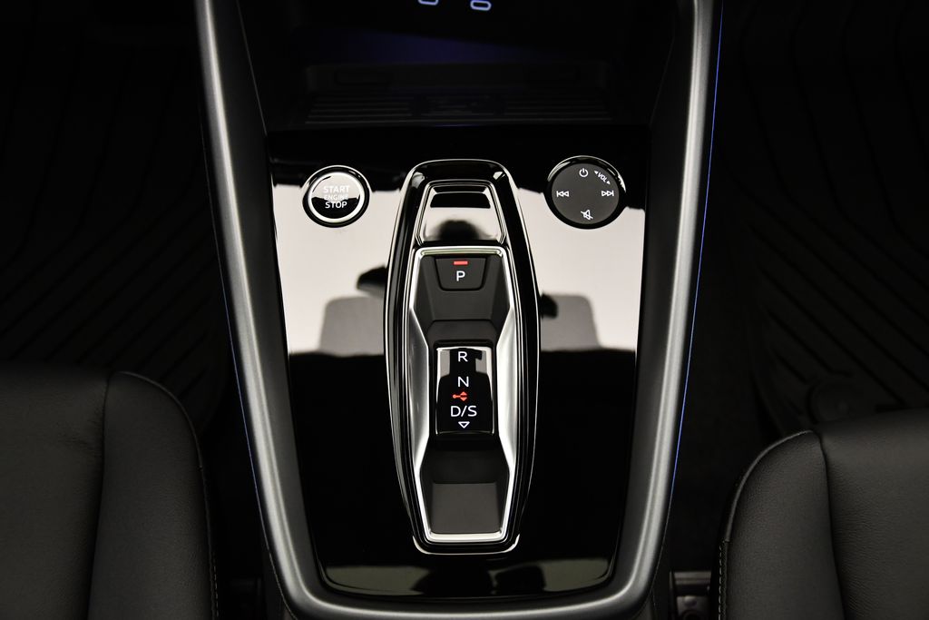 Thumbnail: 2025 Audi A3 - 28