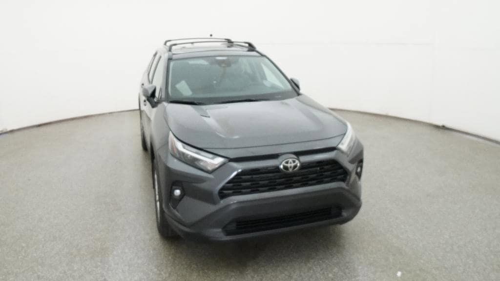 Thumbnail: 2025 Toyota RAV4 - 18