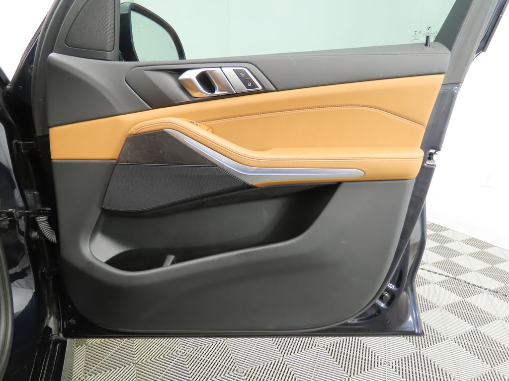 Thumbnail: 2022 BMW X5 - 24