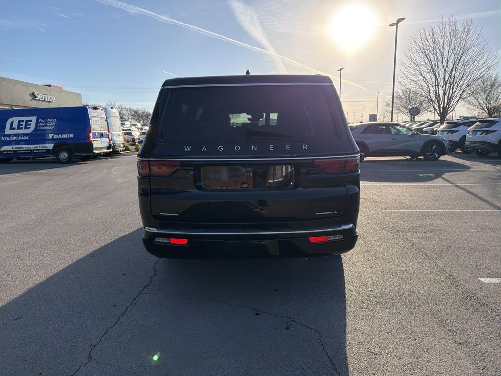 2023 Jeep Wagoneer L