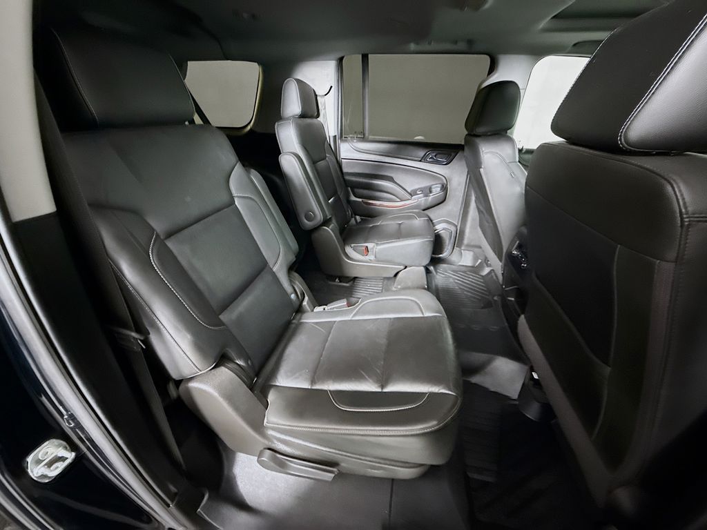 Thumbnail: 2020 GMC Yukon XL - 29