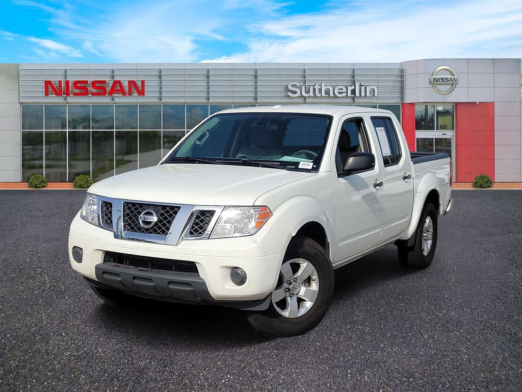 2013 Nissan Frontier SV Crew Cab