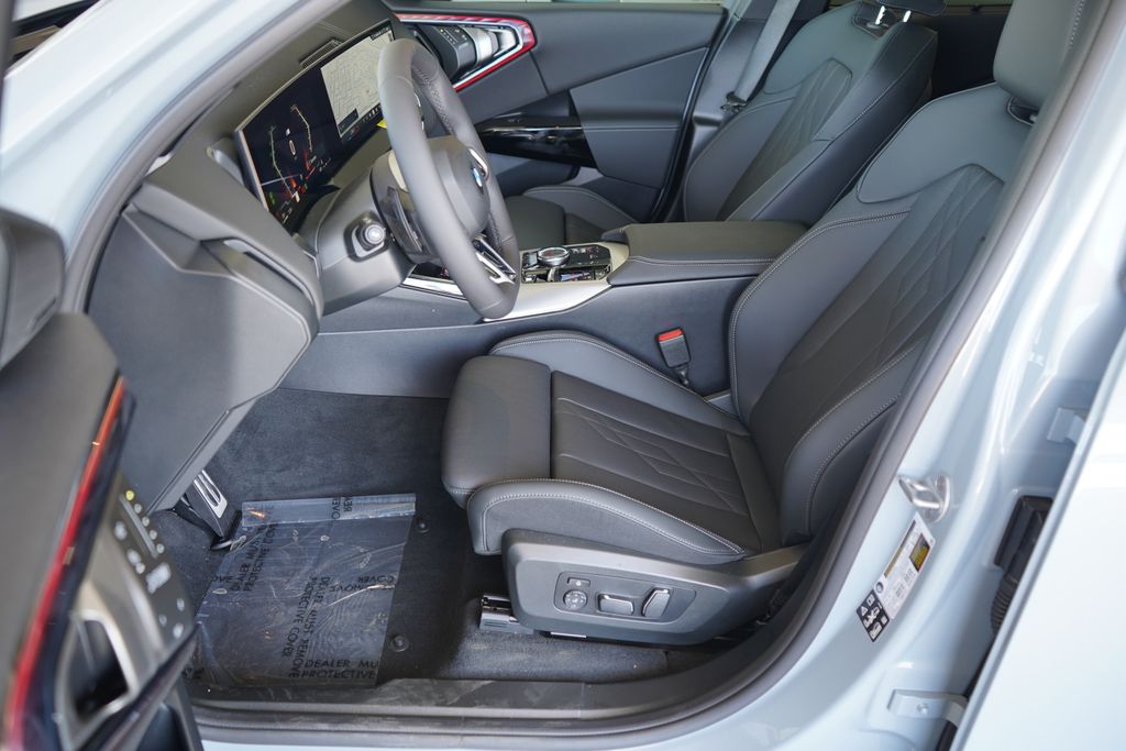 Thumbnail: 2026 BMW X3 - 11