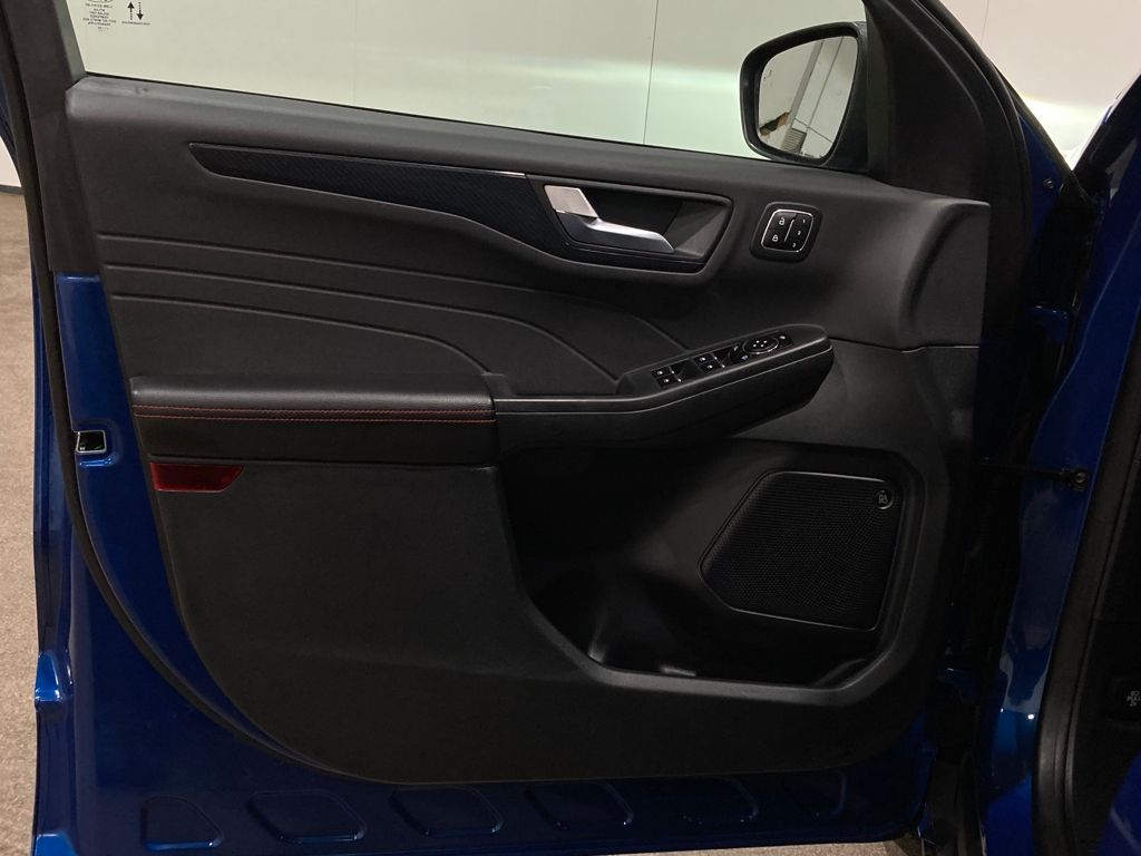 2023 Ford Escape ST-Line Elite