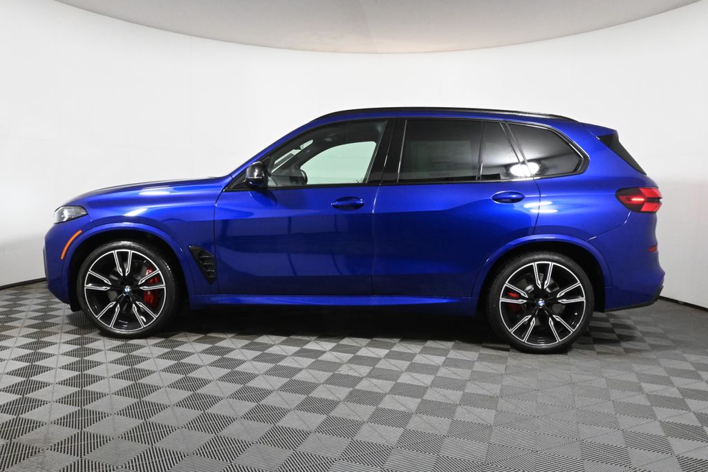 2025 BMW X5 M60i 2