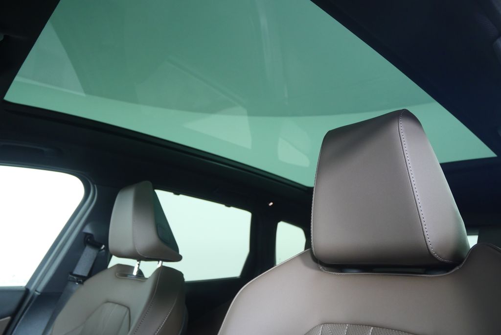 Thumbnail: 2026 BMW X3 - 11